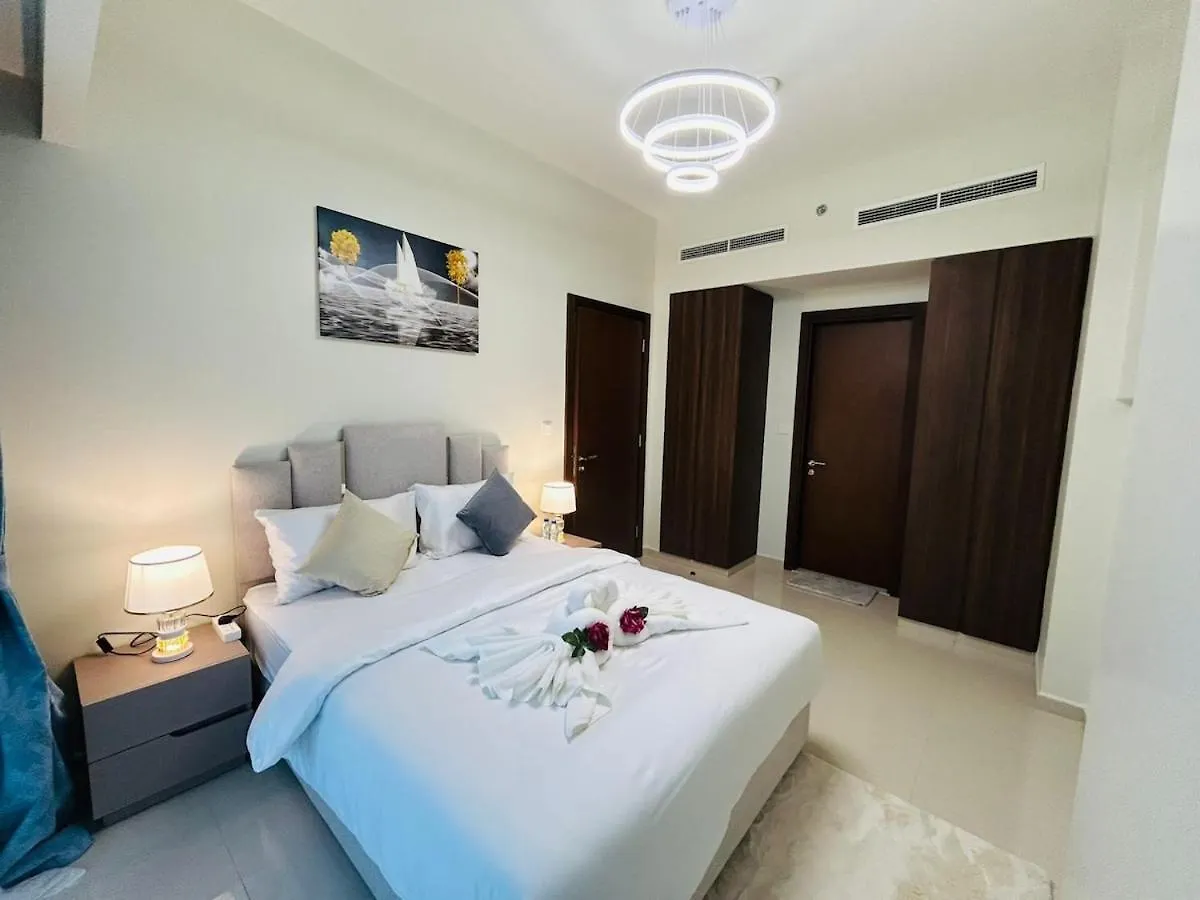 Luxurious 2Bhk Apartment In Reva Tower Dubai United Arab Emirates