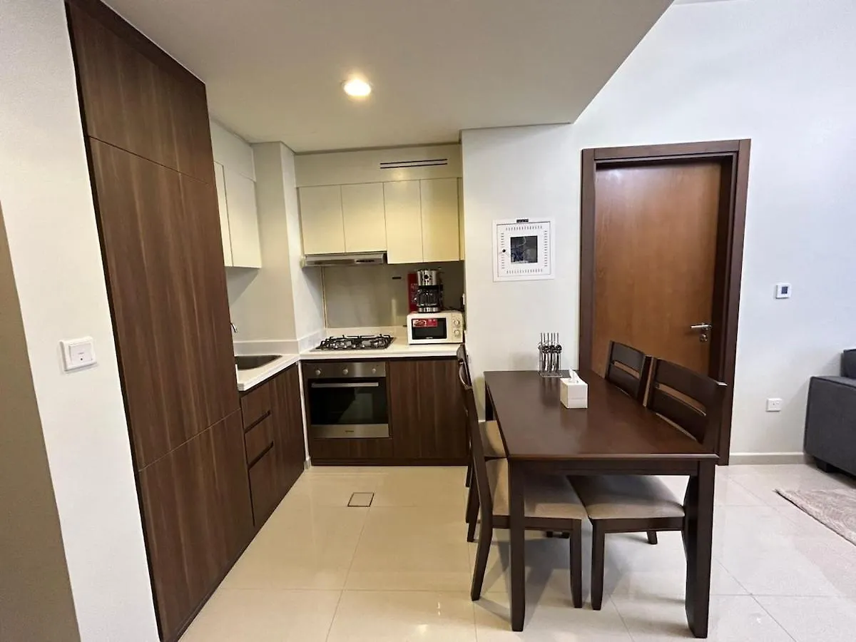 Luxurious 2Bhk Apartment In Reva Tower Dubai