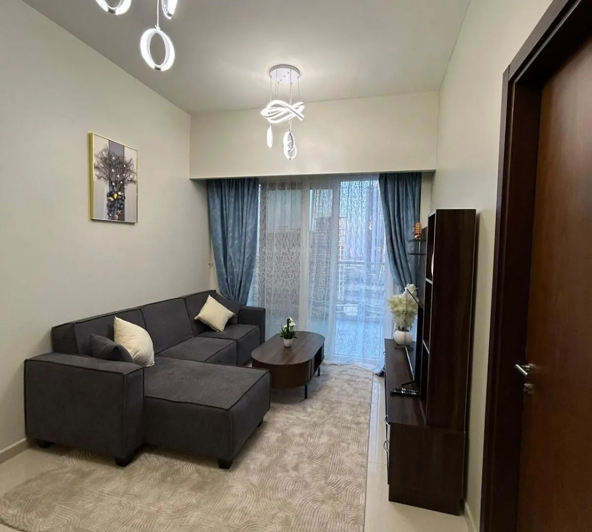 Luxurious 2Bhk Apartment In Reva Tower Dubai 0*,