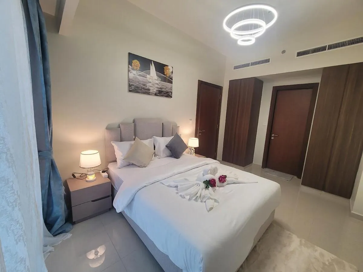 Luxurious 2Bhk Apartment In Reva Tower Dubai