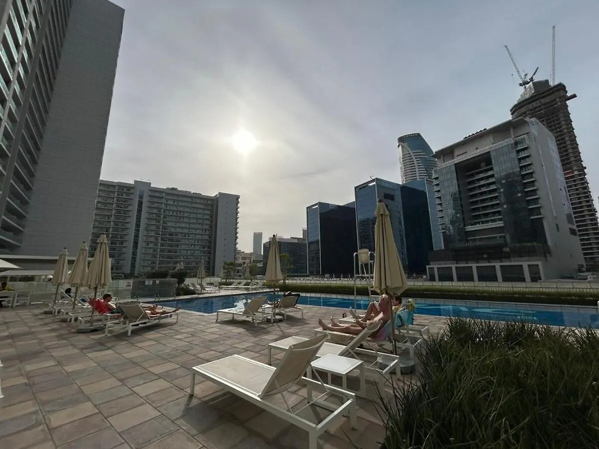 Luxurious 2Bhk Apartment In Reva Tower Dubai United Arab Emirates